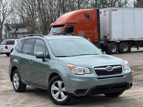 Used 2015 Subaru Forester 2.5i Premium w/ All-Weather Package AWD/4WD image 8