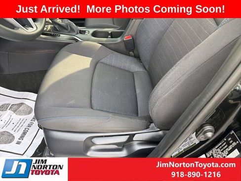 Used 2024 Toyota Corolla Cross SE image 10