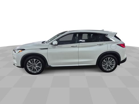 Used 2023 INFINITI QX50 Luxe FWD image 6