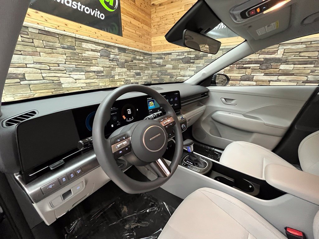 Used 2024 Hyundai Kona SE AWD/4WD image 20