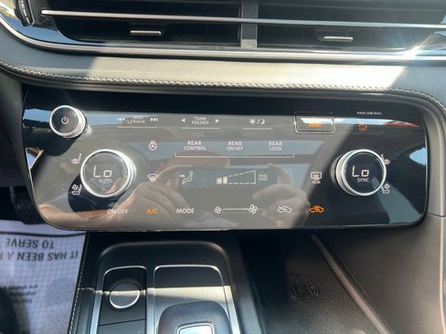 Used 2024 INFINITI QX60 Luxe w/ Vision Package AWD/4WD image 28