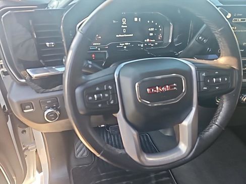 Used 2022 GMC Sierra 1500 Elevation image 20