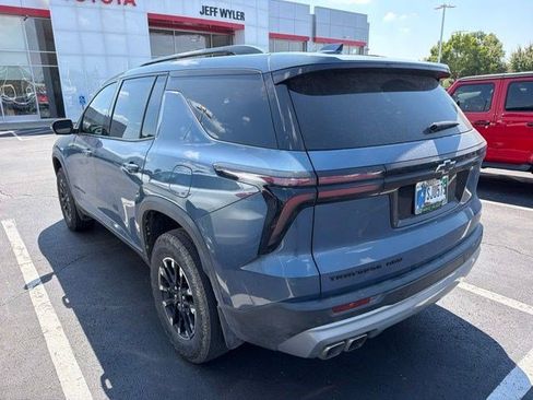 Used 2024 Chevrolet Traverse Z71 w/ LPO, Floor Liner Package AWD/4WD image 4