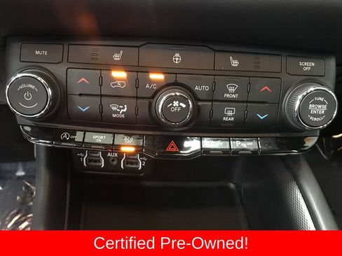 Certified 2025 Dodge Durango GT image 19