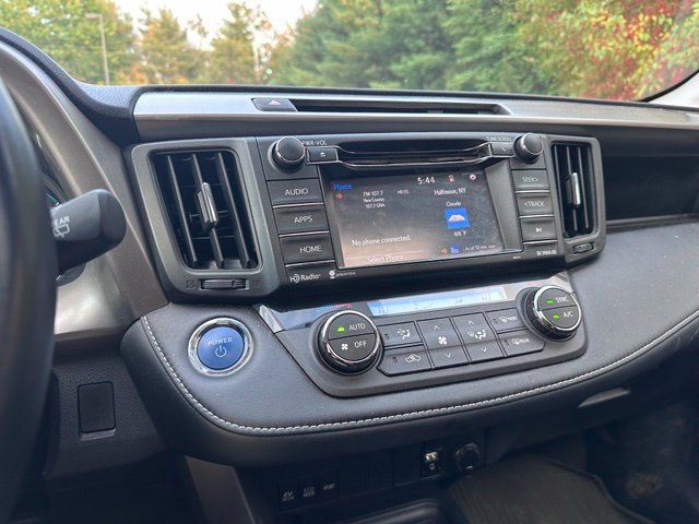 Used 2016 Toyota RAV4 XLE AWD/4WD image 15