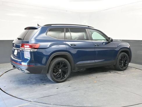 Used 2023 Volkswagen Atlas SE AWD/4WD image 7