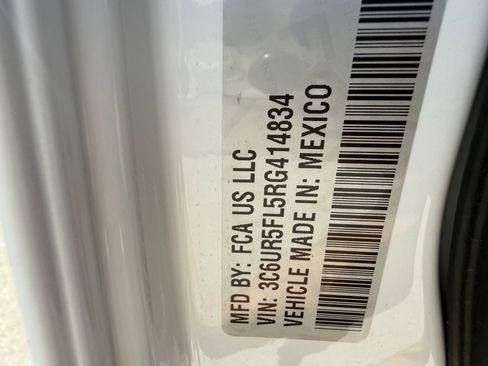 Used 2024 RAM 2500 Laramie w/ Safety Group image 35