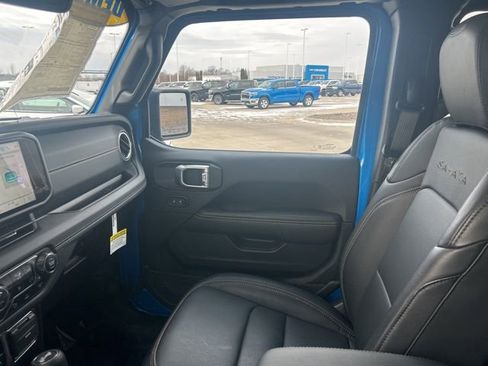 New 2024 Jeep Wrangler Sahara w/ Technology Group image 15