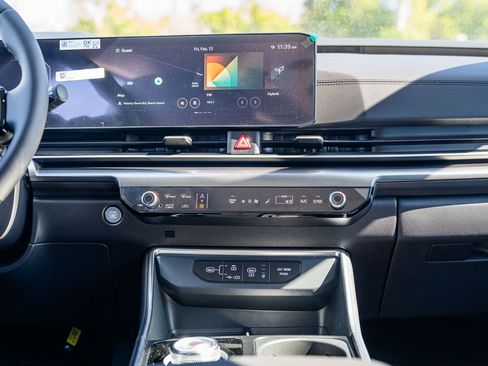 New 2026 Kia Carnival SX Prestige image 23