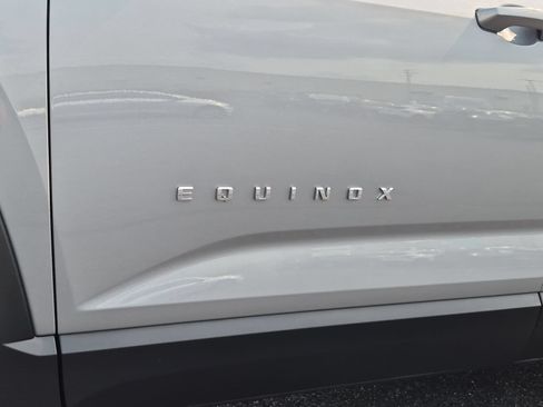 Certified 2026 Chevrolet Equinox LT w/ Convenience Package II AWD/4WD image 32