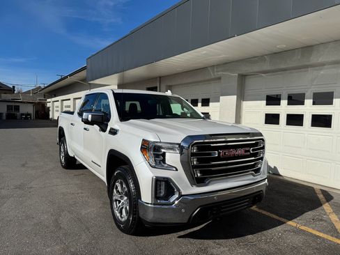 Used 2022 GMC Sierra 1500 SLT w/ Driver Alert Package II image 1