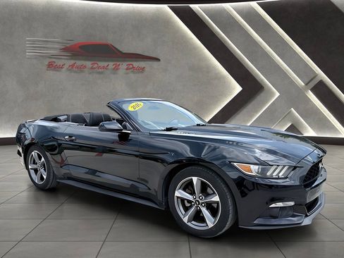Used 2016 Ford Mustang Convertible w/ Equipment Group 051A RWD image 11