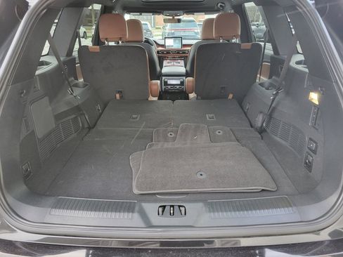 Certified 2023 Lincoln Aviator Reserve w/ Equipment Group 201A image 26