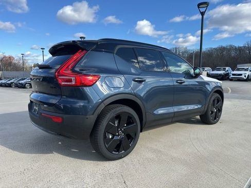 New 2026 Volvo XC40 B5 Ultra w/ Climate Package image 7