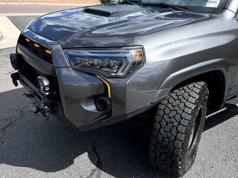 Used 2022 Toyota 4Runner TRD Off-Road AWD/4WD image 5