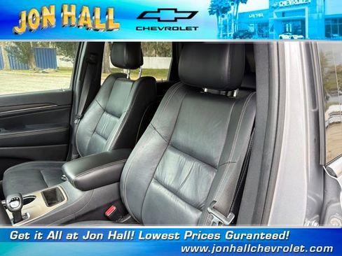 Used 2015 Jeep Grand Cherokee Limited w/ Mopar Chrome Edition Group image 19