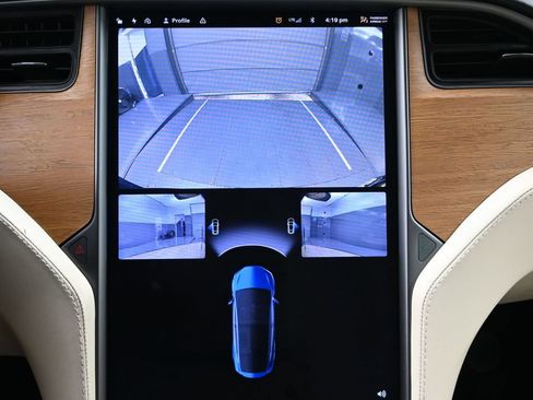 Used 2020 Tesla Model X Long Range AWD/4WD image 13