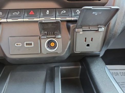 Used 2019 GMC Sierra 1500 AT4 w/ AT4 Premium Package AWD/4WD image 35