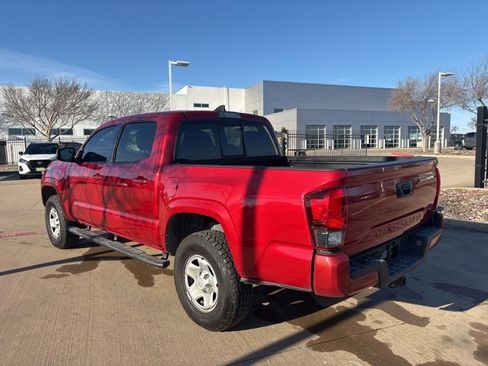 Used 2019 Toyota Tacoma SR image 7