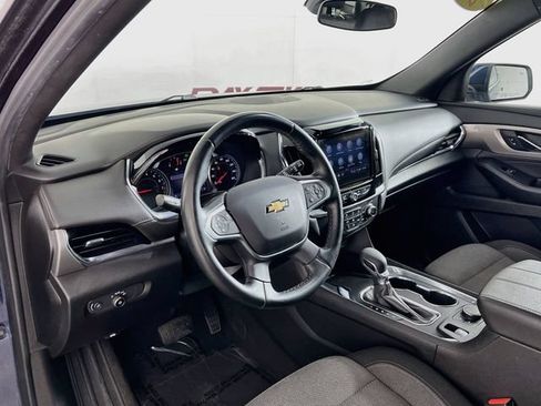 Used 2023 Chevrolet Traverse LT AWD/4WD image 35