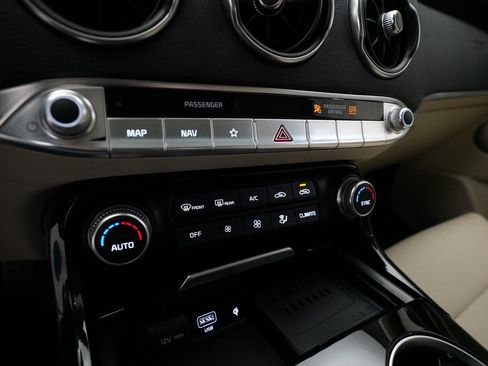 Certified 2023 Kia Stinger GT-Line w/ Sun & Sound Package image 20