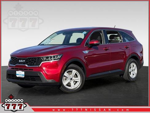 Used 2023 Kia Sorento LX FWD image 1