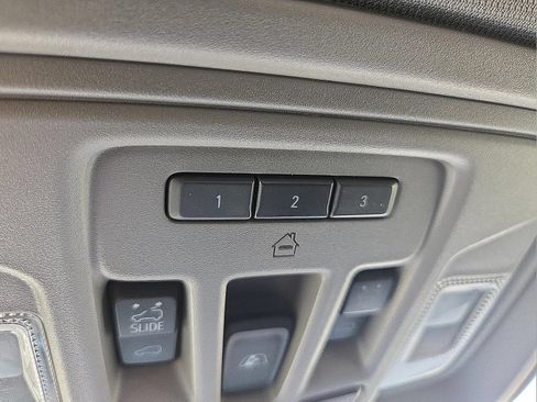 Used 2020 GMC Sierra 1500 SLT RWD image 23