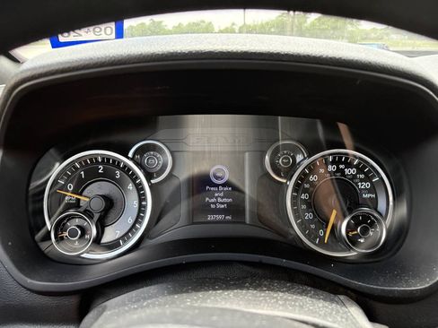 Used 2021 RAM 4500 Tradesman RWD image 10