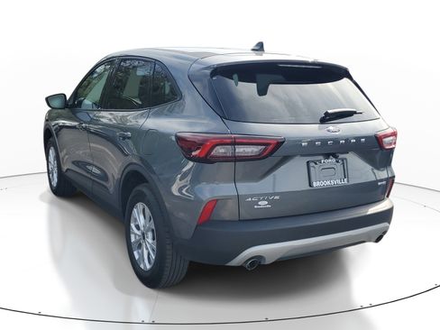 Used 2025 Ford Escape Active AWD/4WD image 4
