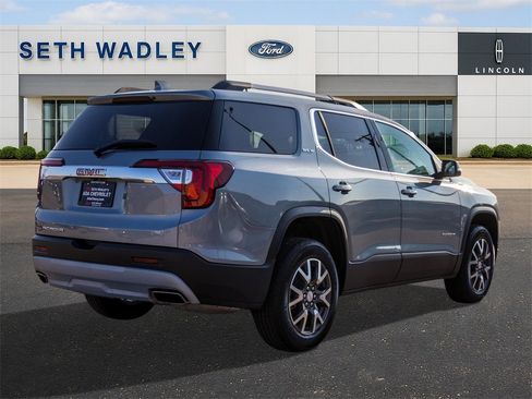 Used 2023 GMC Acadia SLE w/ Driver Convenience Package image 8