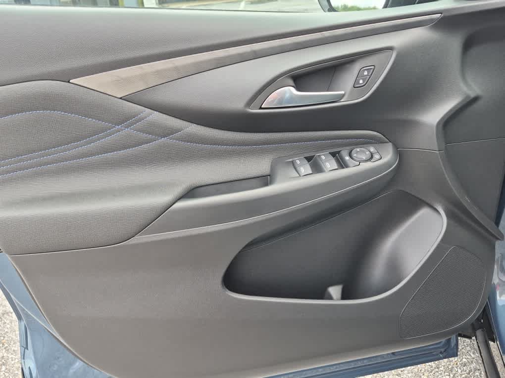 New 2026 Buick Envista Sport Touring w/ Convenience I Package FWD image 9