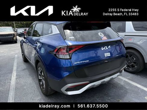 Used 2024 Kia Sportage EX FWD image 3