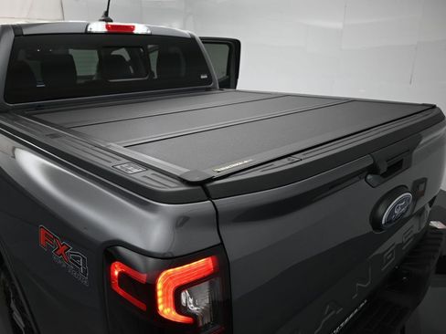 Used 2024 Ford Ranger Lariat w/ FX4 Off-Road Package image 22