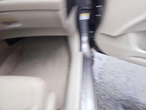 Used 2012 Honda Civic EX-L image 16