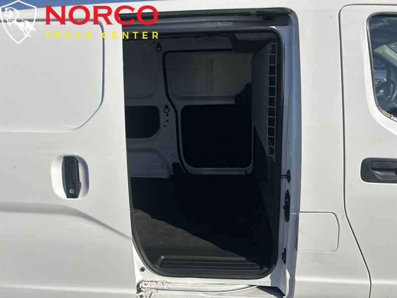 Used 2021 Nissan NV200 SV w/ Back Door Glass Package FWD image 11