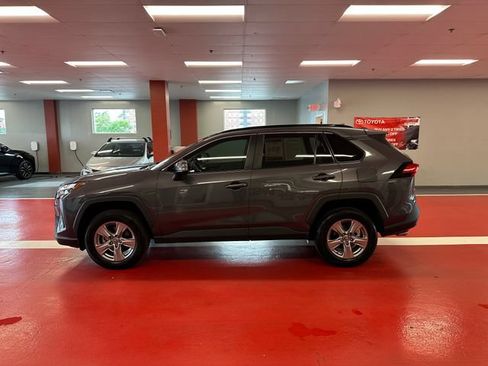 Used 2023 Toyota RAV4 XLE w/ Convenience Package FWD image 6