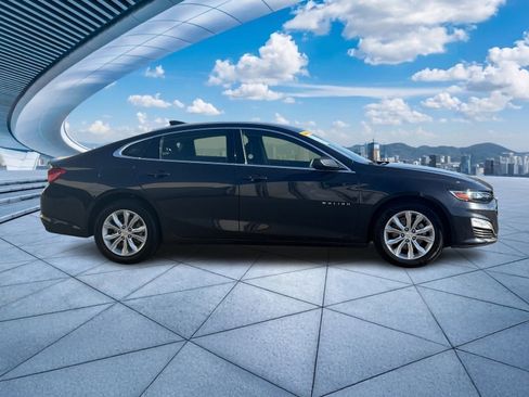 Used 2023 Chevrolet Malibu LT image 3