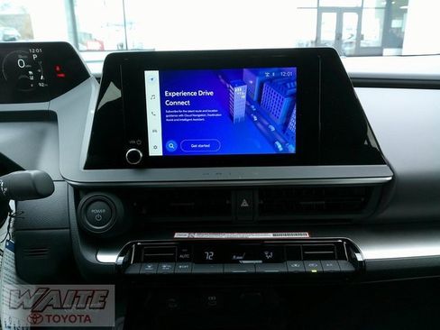 New 2026 Toyota Prius LE image 10