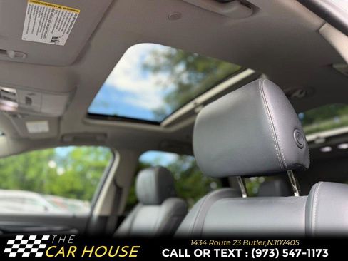 Used 2019 Buick Enclave Essence AWD/4WD image 16