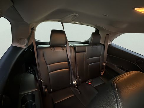 Used 2019 Honda Pilot Touring image 13