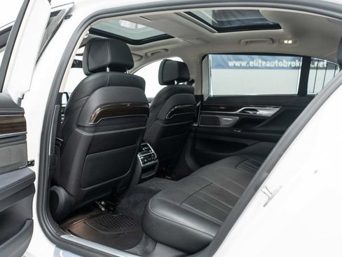 Used 2018 BMW 740i xDrive AWD/4WD image 35
