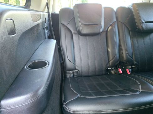 Used 2015 Mercedes-Benz GL 450 4MATIC w/ Lighting Package image 42