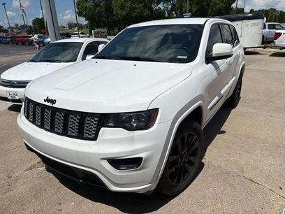 Used 2019 Jeep Grand Cherokee Altitude
