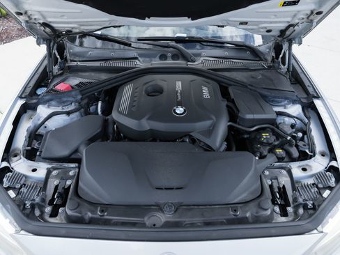 Used 2017 BMW 230i Coupe image 41