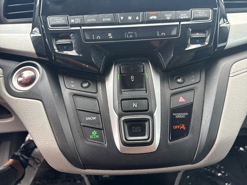 Used 2018 Honda Odyssey EX image 22