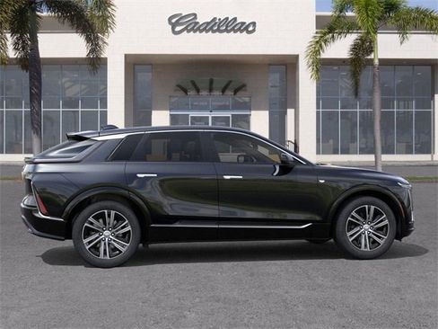 New 2026 Cadillac Lyriq Premium Luxury image 5