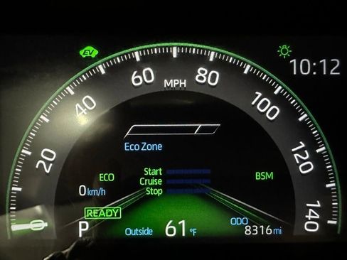 Used 2025 Toyota RAV4 XLE image 24