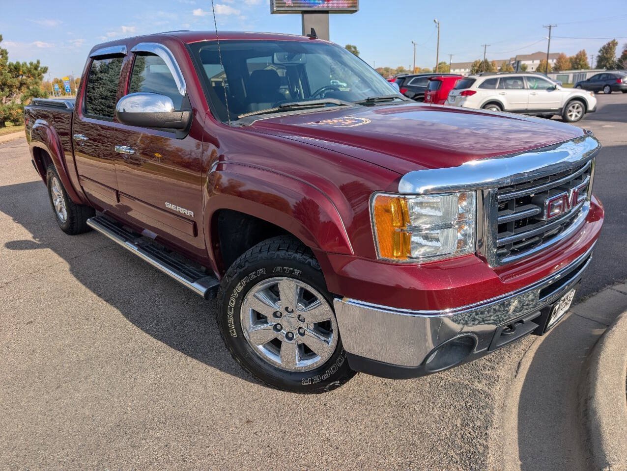 Used 2013 GMC Sierra 1500 SLE w/ Power Tech Package AWD/4WD image 3