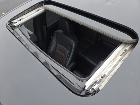 Certified 2020 Honda Ridgeline Black Edition image 4