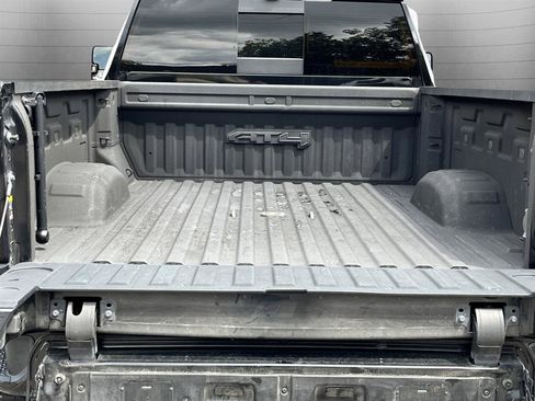 Used 2020 GMC Sierra 2500 AT4 w/ AT4 Premium Package AWD/4WD image 11